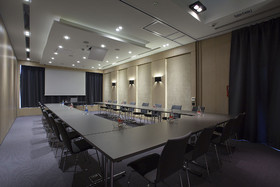Ilonn Hotel