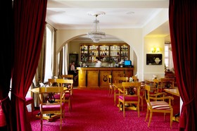 Kolegiacki Hotel
