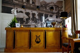 Kolegiacki Hotel