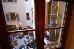 Kolegiacki Hotel
