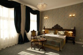 Kolegiacki Hotel