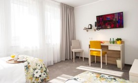 Poznan West Hotel