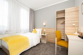 Poznan West Hotel