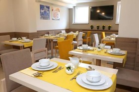 Poznan West Hotel