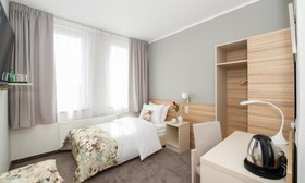 Poznan West Hotel