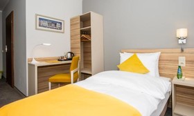 Poznan West Hotel