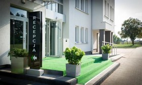 Poznan West Hotel