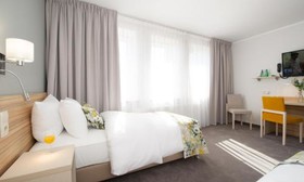Poznan West Hotel