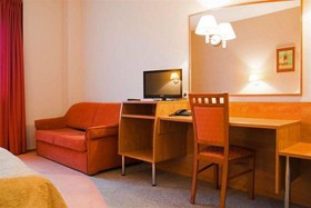Hotel Anton By DNS