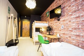 Retro Apartments