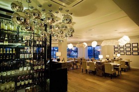 Velvet Hotel & Restaurant