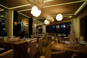 Velvet Hotel & Restaurant