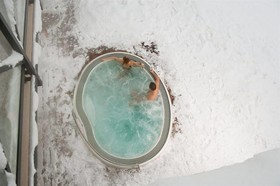Cottonina Villa & Mineral Spa Resort