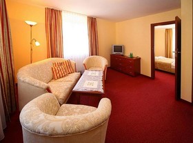 Ewa Medical & Spa