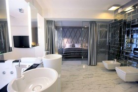 Hotel & Medi-Spa Bialy Kamien