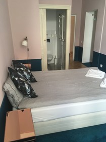 4th Floor Bed and Breakfast