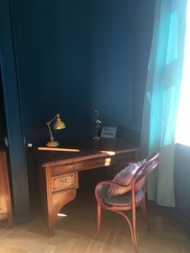 4th Floor Bed and Breakfast