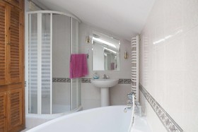 Adventura Hostel