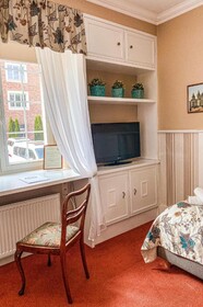 American House Willa Hennela