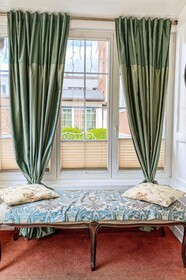 American House Willa Hennela