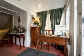 American House Willa Hennela