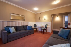 American House Willa Hennela