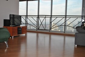Babka Tower by Warsaw Apartments