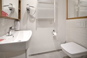 Dobrolin IV by P&O Apartments Group