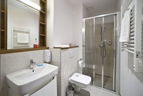 Dobrolin IV by P&O Apartments Group