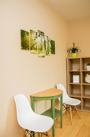 GreenWood Hostel Airport