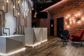 Holiday Inn Express Warsaw - The HUB