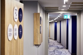 Holiday Inn Express Warsaw - The HUB