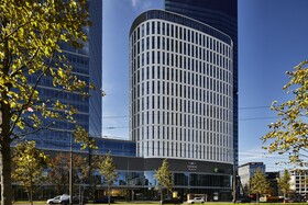Holiday Inn Express Warsaw - The HUB