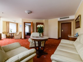 Hotel Boss
