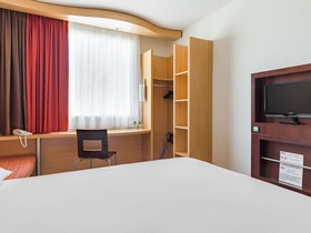 ibis Warszawa Reduta