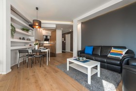 Babka Tower by P&O Apartments
