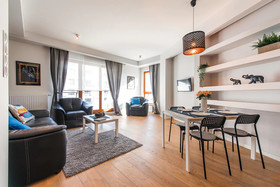 Babka Tower by P&O Apartments