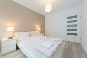 Babka Tower by P&O Apartments