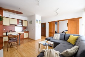 Babka Tower by P&O Apartments