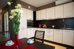 Platinum Towers by E-Apartments
