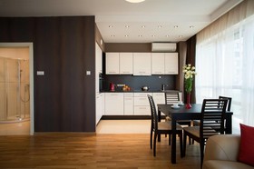 Platinum Towers by E-Apartments