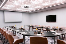 Renaissance Warsaw Airport Hotel