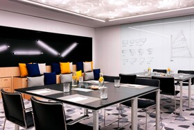 Renaissance Warsaw Airport Hotel