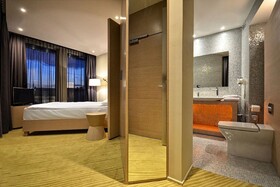 Sound Garden Hotel Warsaw Airport