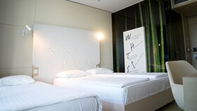 Sound Garden Hotel Warsaw Airport