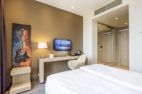 Sound Garden Hotel Warsaw Airport