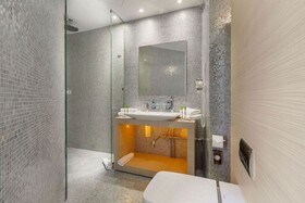 Sound Garden Hotel Warsaw Airport