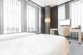 Sound Garden Hotel Warsaw Airport
