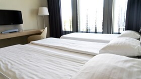 Sound Garden Hotel Warsaw Airport