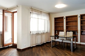 Szucha Apartment